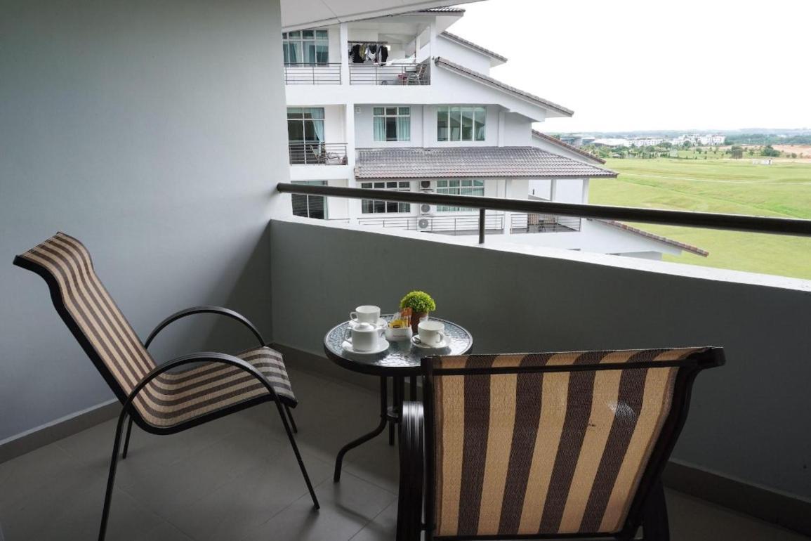 Amansari Residence Resort Johor Bahru Exterior photo
